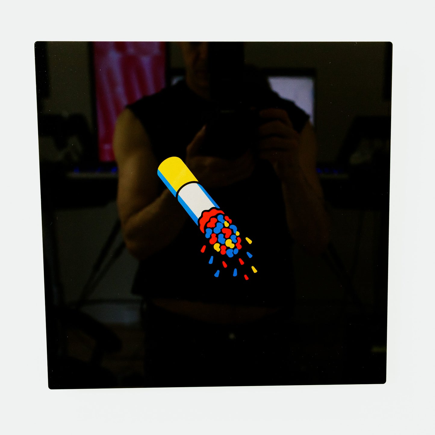 F003.4.1 SMOKING (RED)