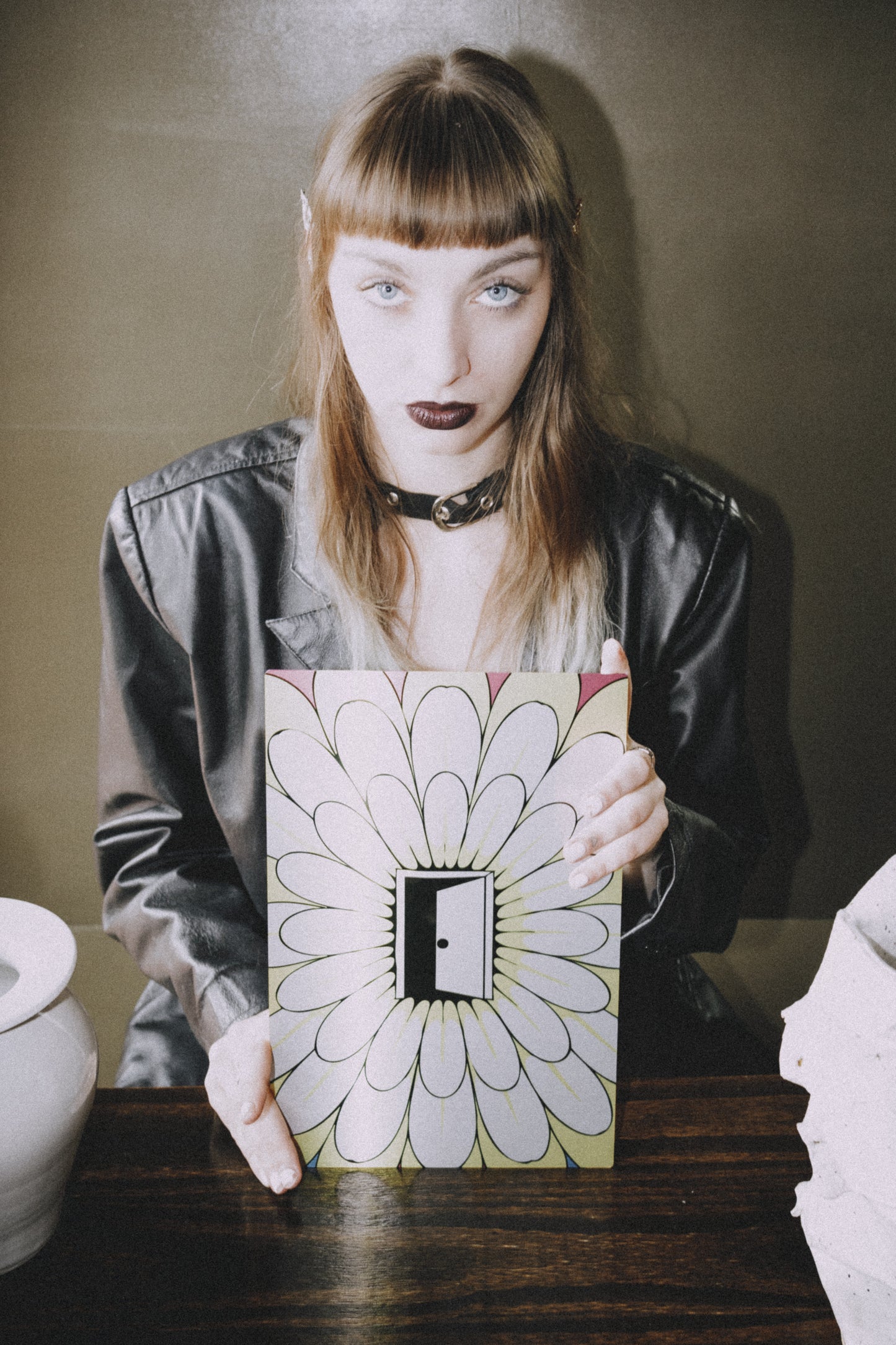 F003.7 CHRYSANTHEMUM DOOR