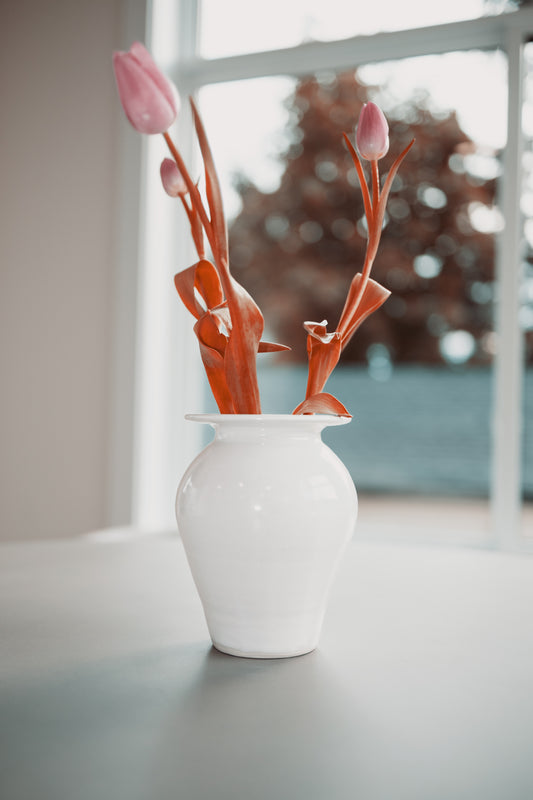 F004.1 Foyer Vase
